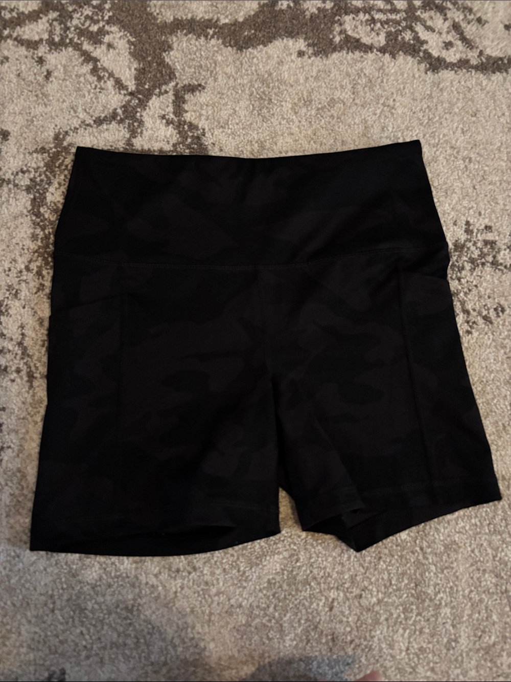 Yogalicious Black High-Rise Bike Shorts with Subtle Camo!